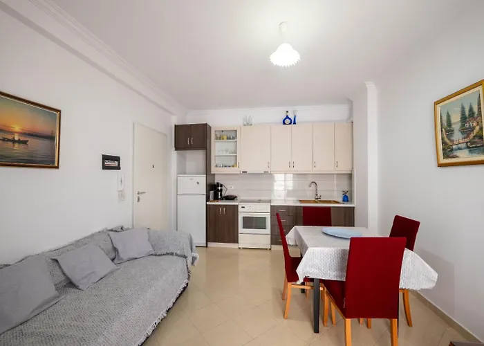 アパート Anna Sarandë